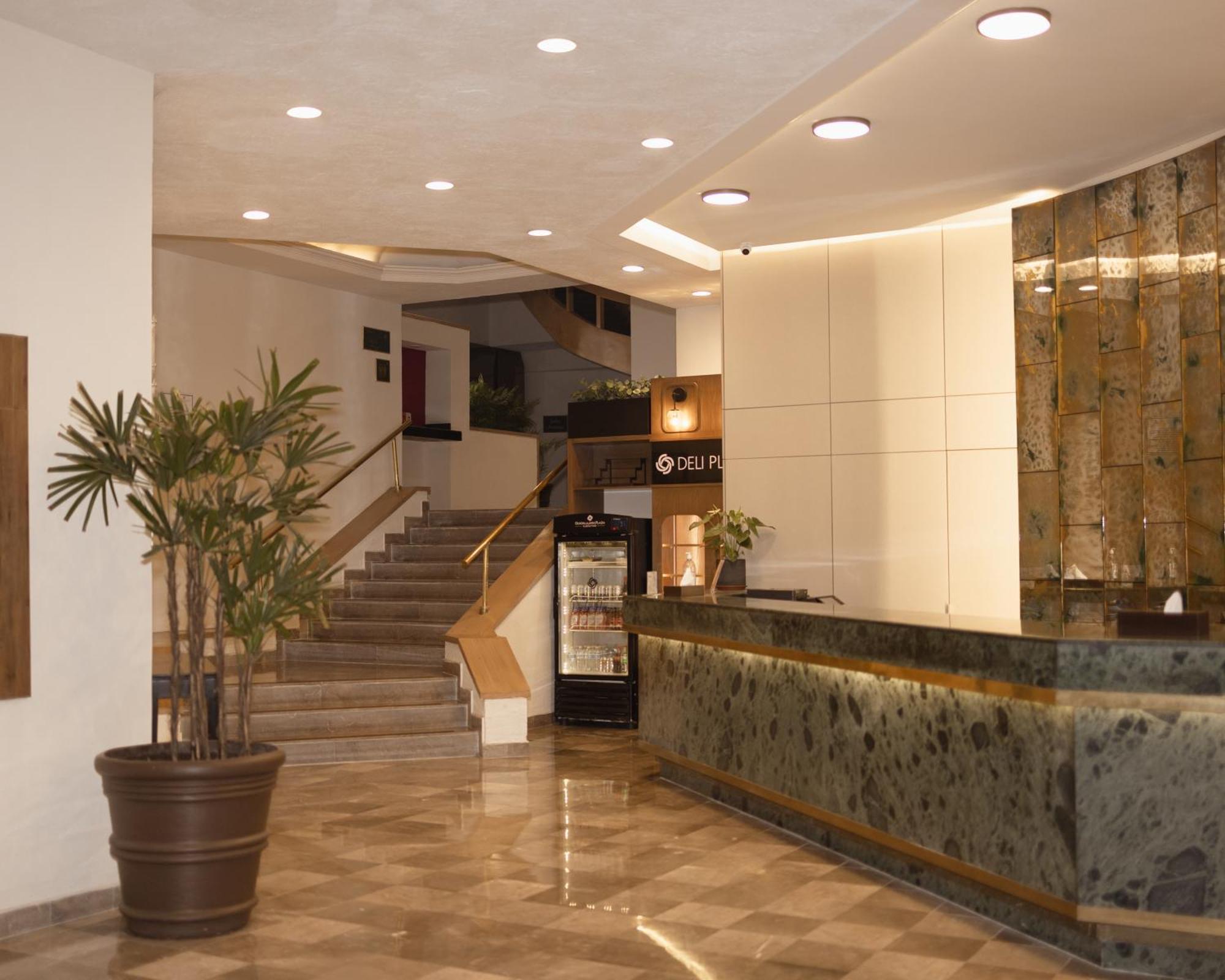 Hotel Guadalajara Plaza Ejecutivo Zapopan Exterior foto